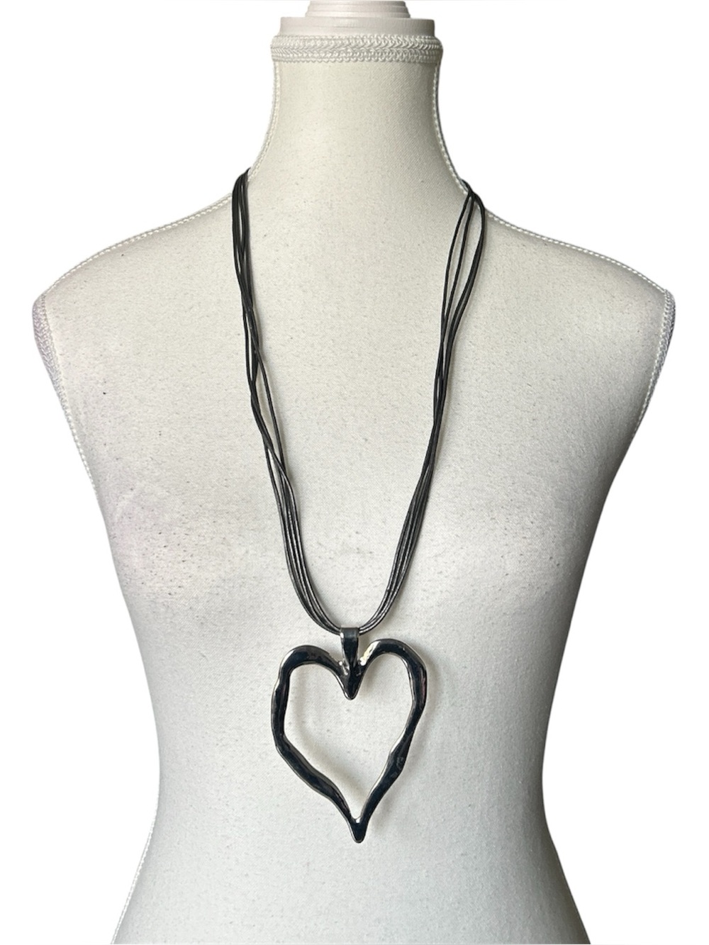 Y2K Coquette Style Silver Chunky Heart Pendant Cord Necklace